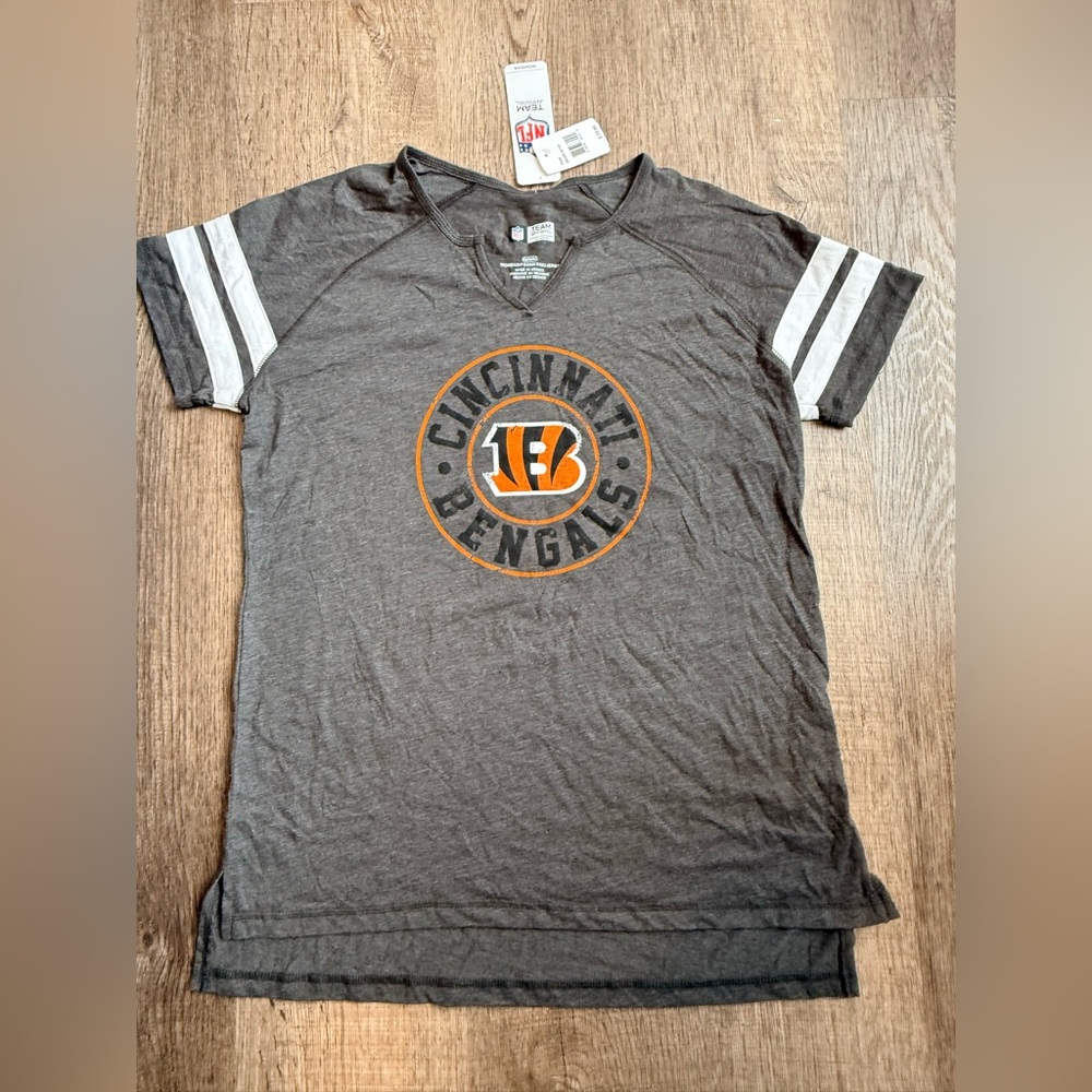 NWT NFL Cincinnati Bengals Gray Women’s T-Shirt